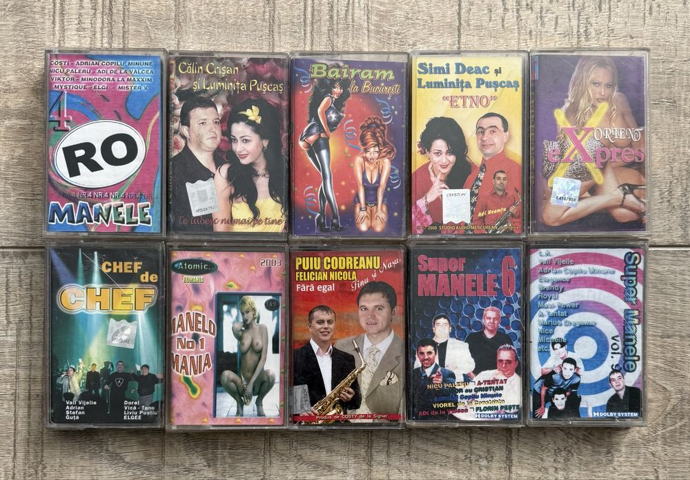 Lot 40 casete cu manele