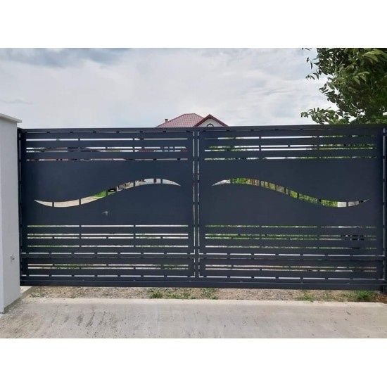 Porți și panouri gard din fier forjat și tabelă decupata