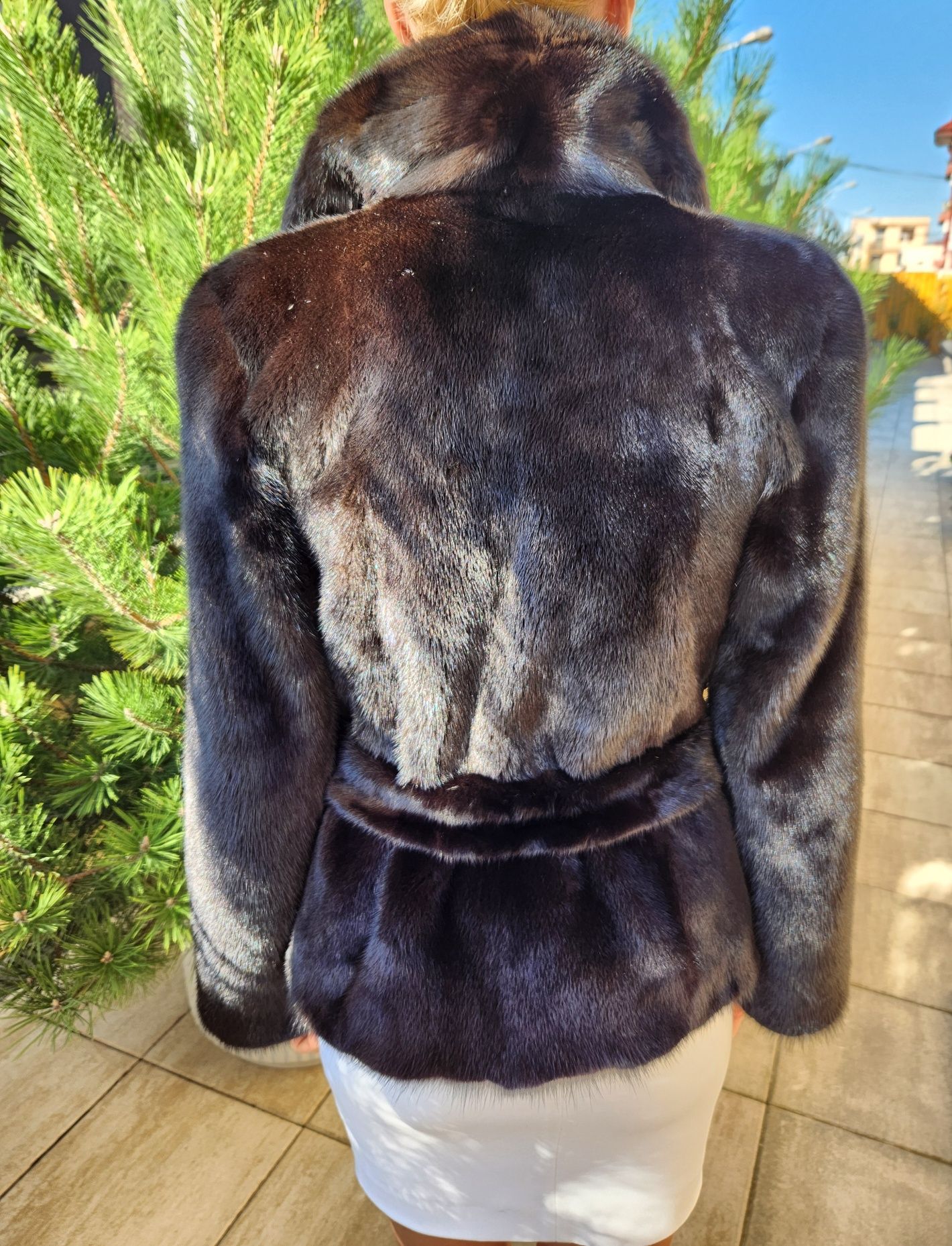 Blana Vizon/Nurca Saga Furs calitate TOP in stare excelenta / Mink Fur