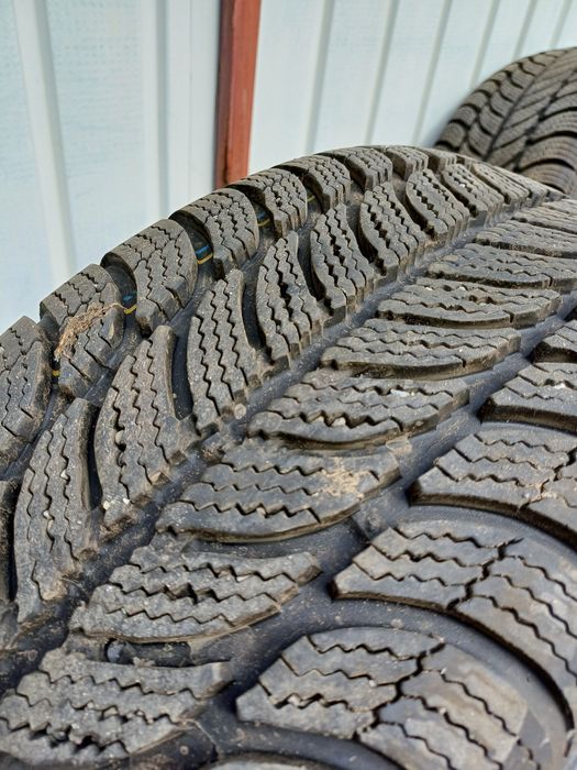 Anvelope iarna 205 55 r16