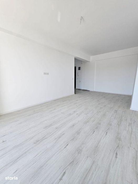 Apartament modern cu balcon, lift și două nivele