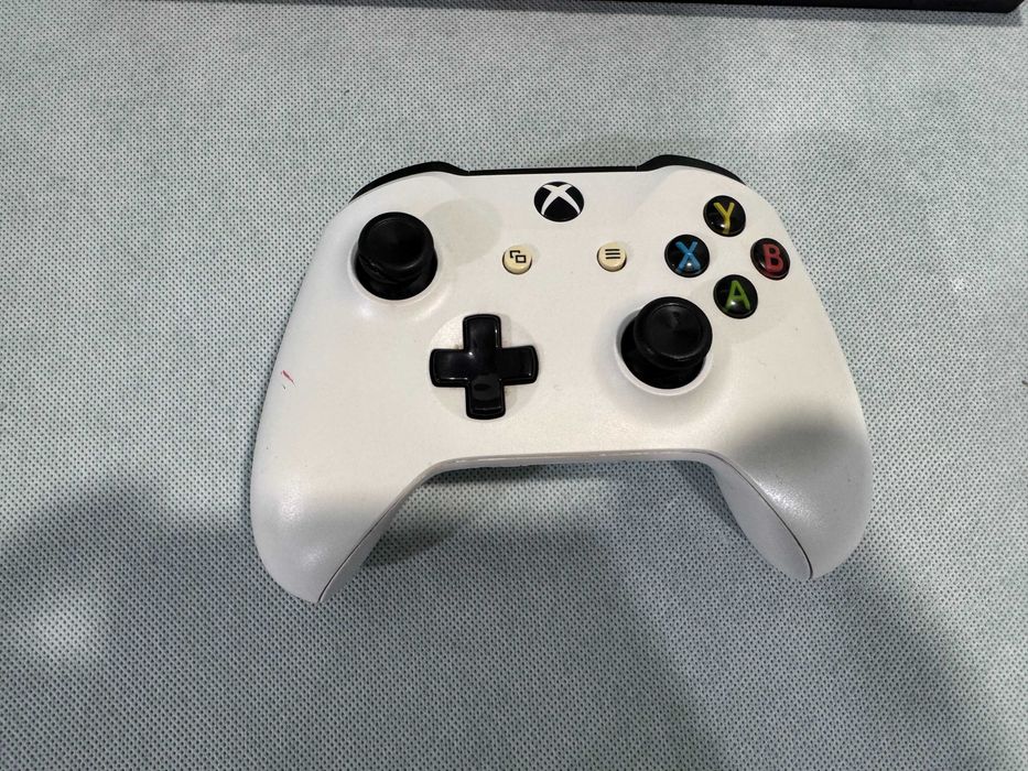 Конзола Xbox One S /2016 / 1ТB / X5