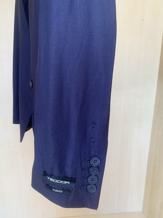 Класическо мъжко сако от вълна TEODOR М размер