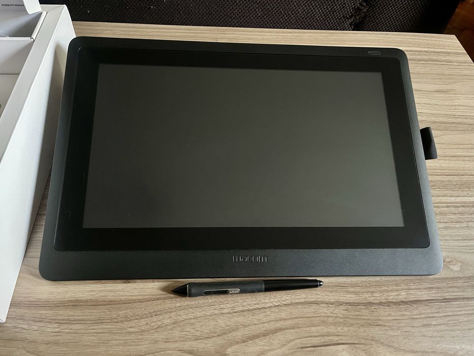 Tableta grafica Wacom Cintiq 16