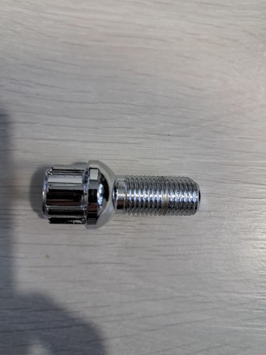 Секретни болтове за VAG