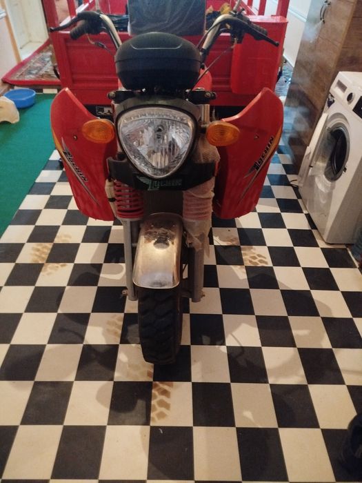 Lochin yanggi  juda zoʻr