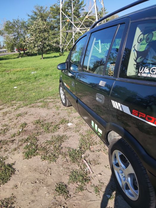 Opel Zafira A 2.0 DTi