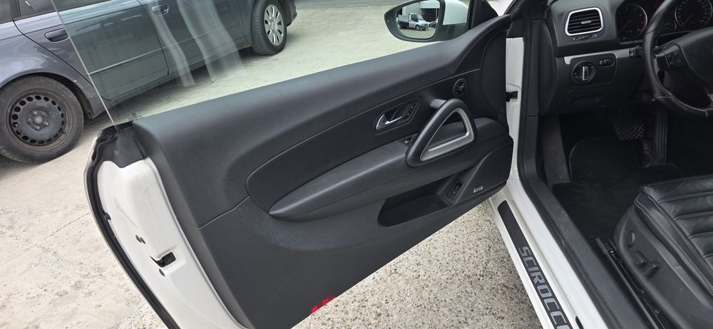 Vw scirocco 2.0 benzină 300 cp automat an 2009.