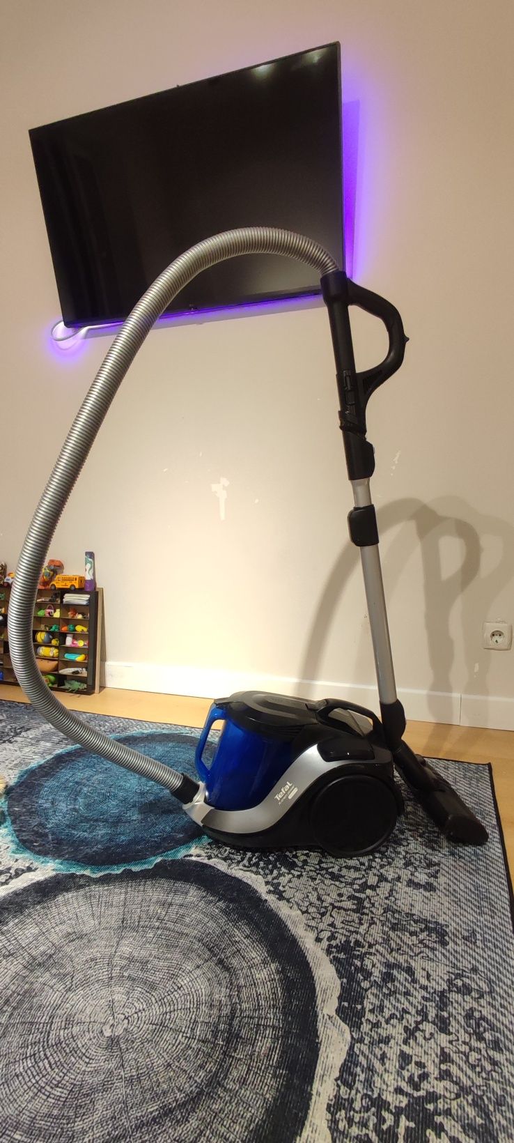 Продам пылесос TEFAL