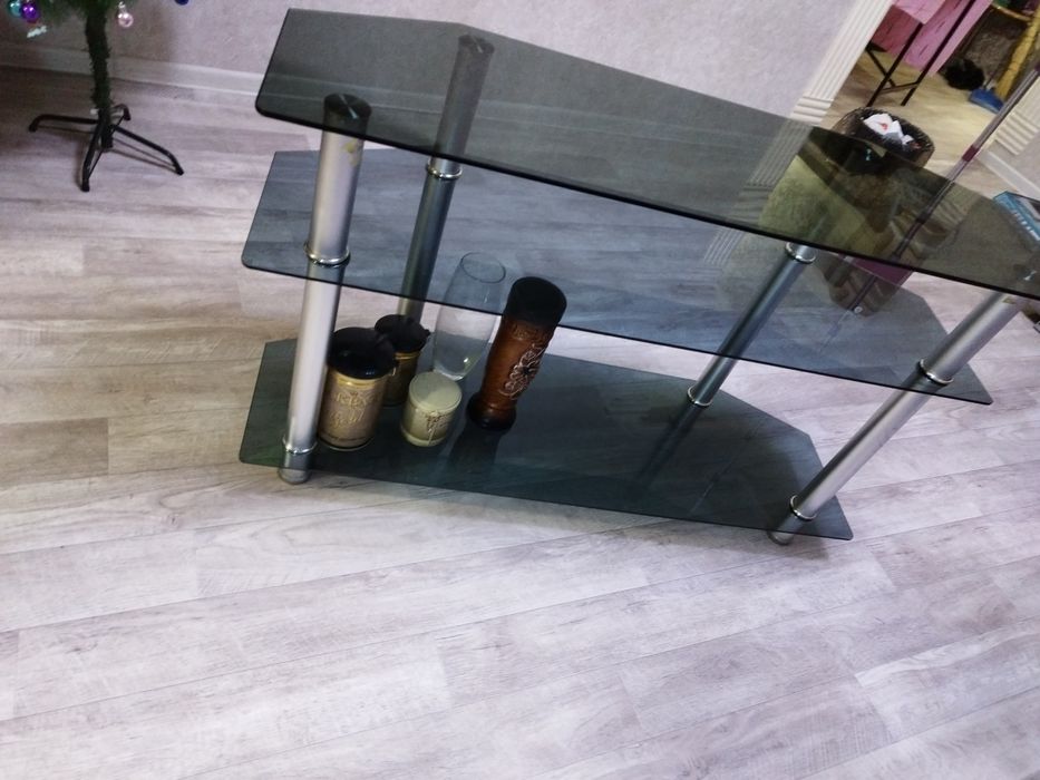 Подставка под телевизор