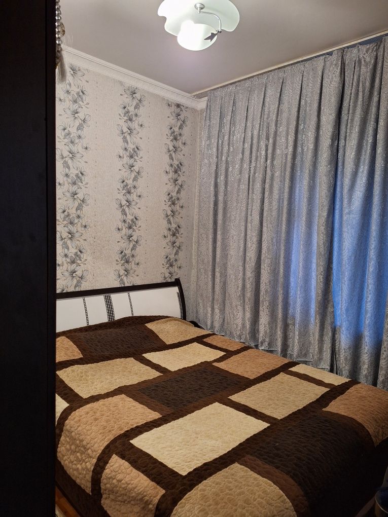 Продаю 3 комнатную квартиру на Карасу-2. 3/4/4.