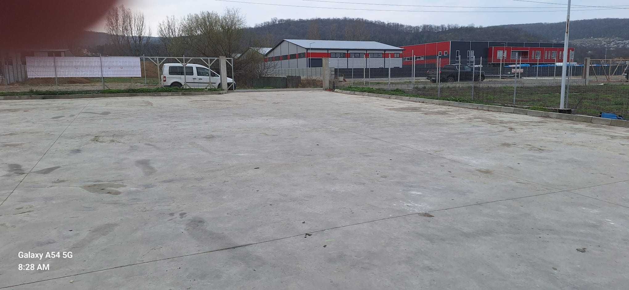 inchiriez teren, tip parcare, curte betonta, 1000 mp, Iasi