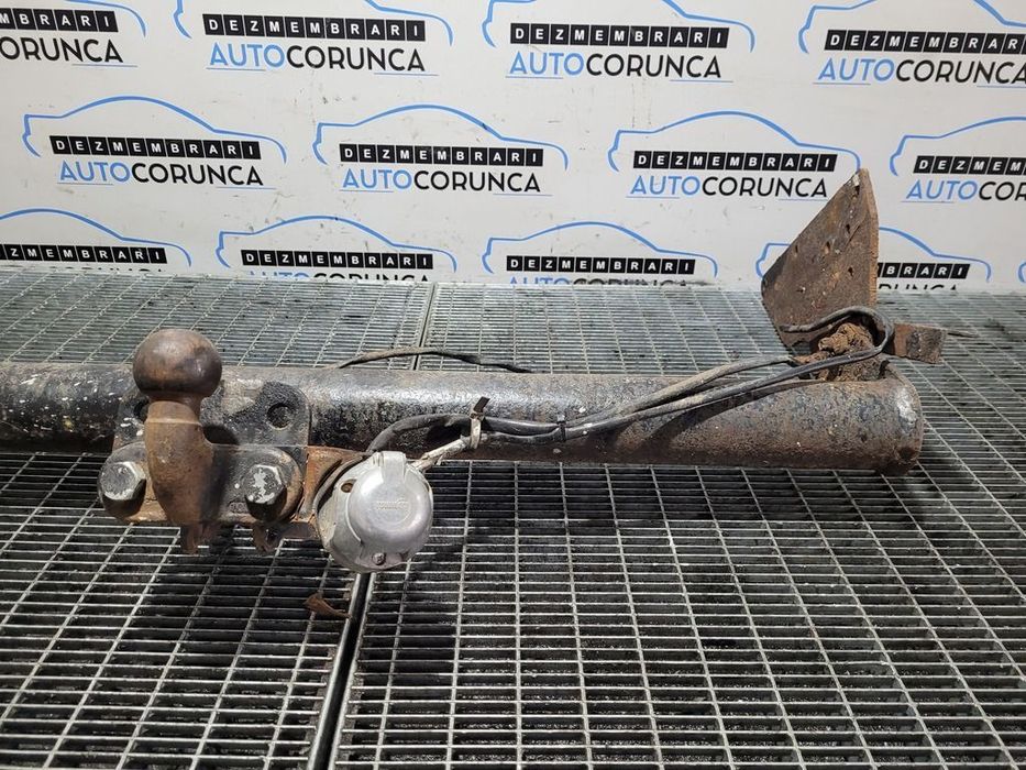 Carlig remorcare Toyota RAV 4 III 2005 - 2009 SUV 4 Usi (870)