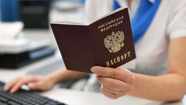 Перевод личных документов для выезжающих в Россию