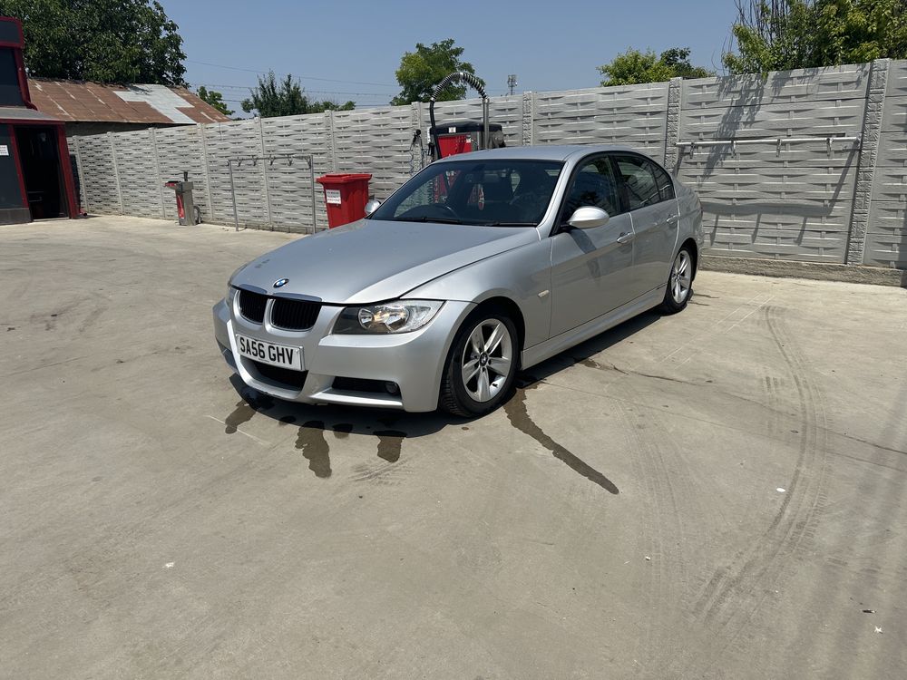 Dezmembrez bmw f10