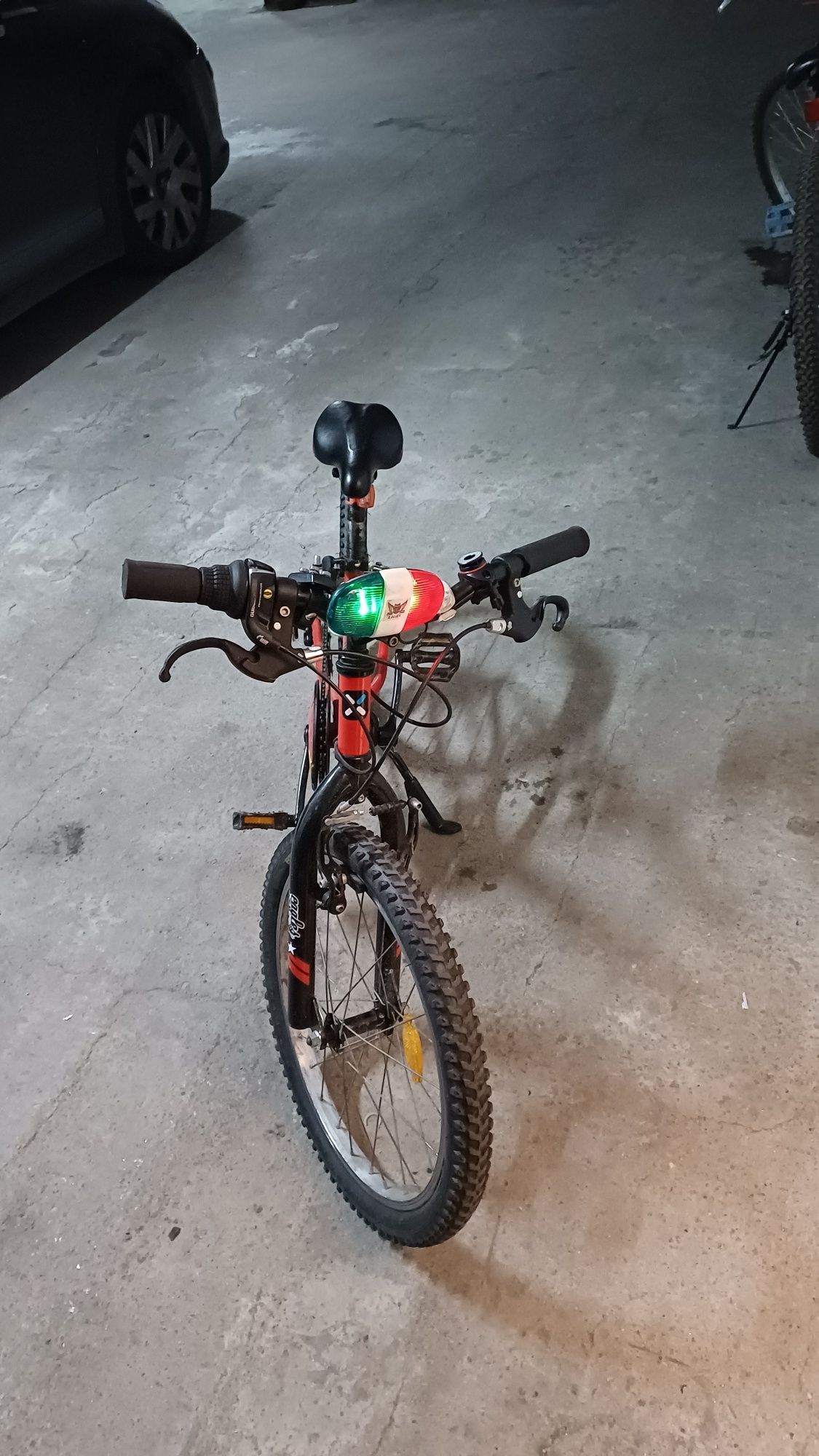 Vand bicicleta copii B-TWIN cu roti pe 20''