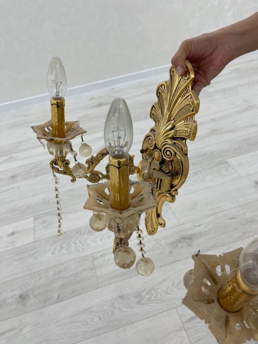 продается люстра в хорошем состоянии,