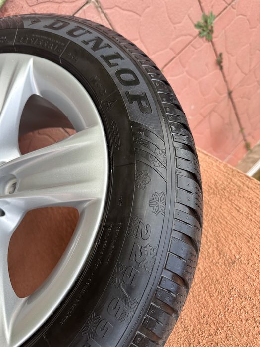 Vand roti BMW 225 65 R16 cu anvelope Dunlop Wintersport