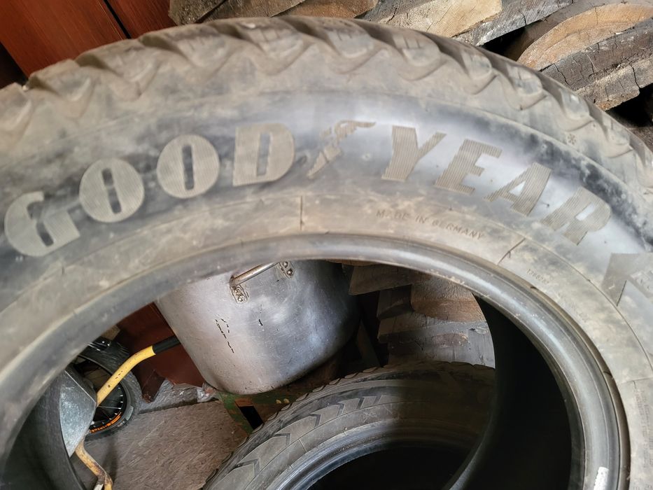 Продам шины 225/65R17 возможен обмен на 215/65R16, 205,215/70R16