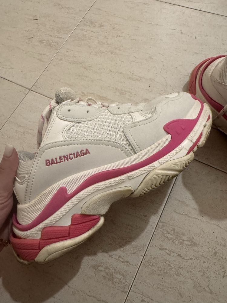 Balenciaga triple S