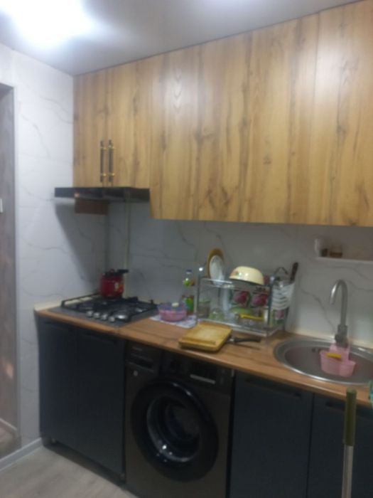 Продается 2х квартира 4й микрорайон Чирчик