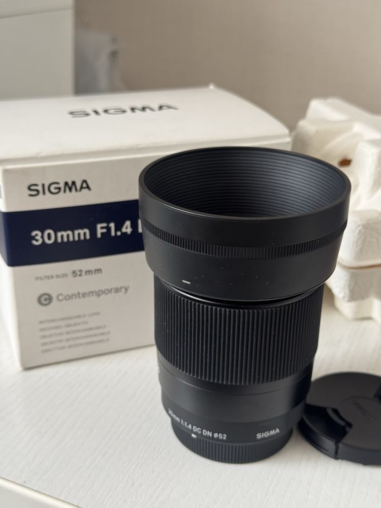 Объектив Sigma 30 mm 1.4 mft micro 4/3 мфт Panasonic Lumix, Blackmagic