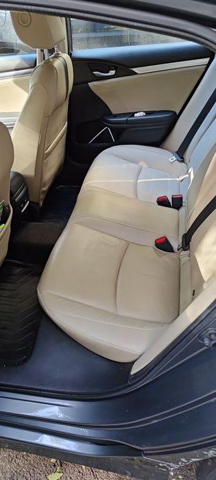 Vând Honda Civic 2018 - Sedan Executive 1.5 Turbo 182 CP