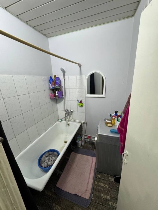 Продам квартиру Ахмад Югнакий 3-5/3/5 Ahmad Yugnakiyda 3 xona sotiladi