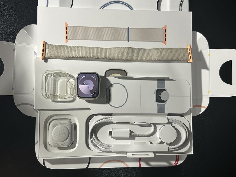Apple Watch 9, 41mm, Starlight Loop