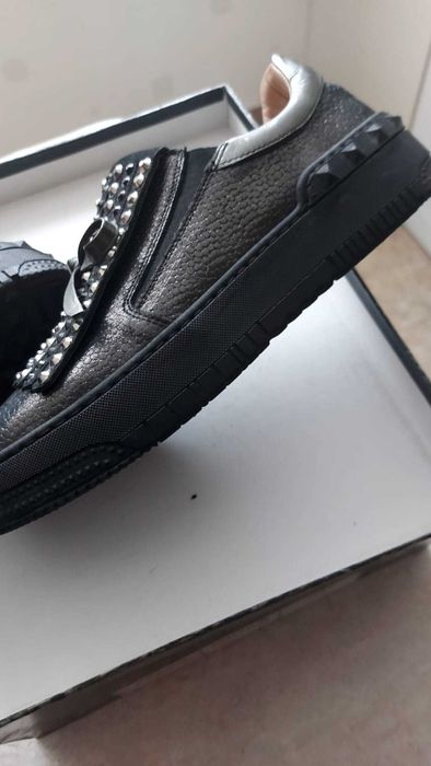 Стилни дамски обувки