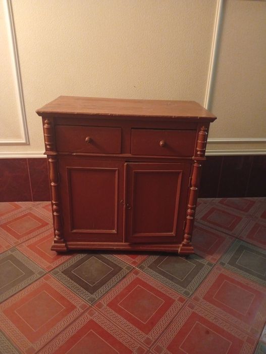 Ishkop sotiladi holati yaxshi 2 ta tortmas bor  bemalol ishlatsa bolad