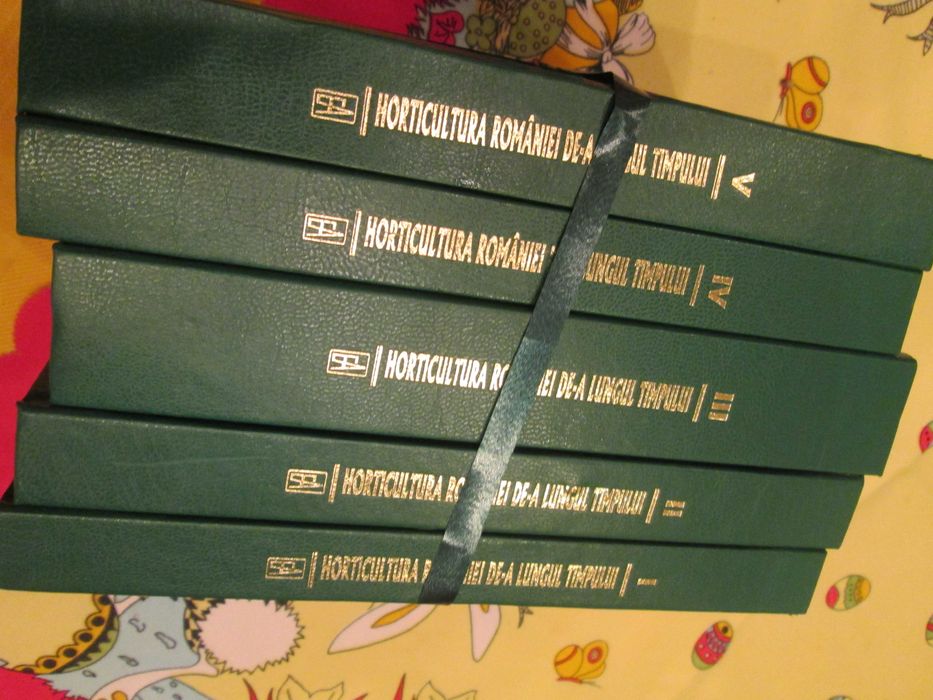 carte Horticultura  Romaniei de-a lungul timpului- 5 volume noi