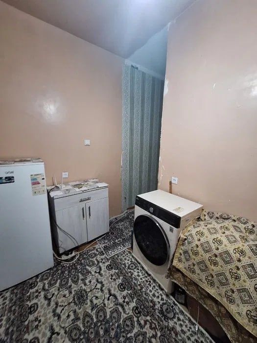 1/5/5. Спутник 16, Янгихает р-н (Сергели). Квартира 38 м². Метро 1 км.