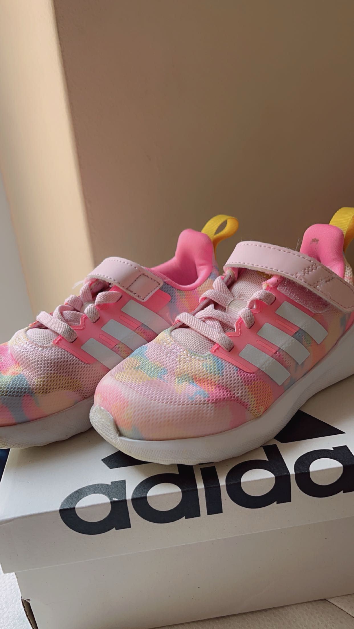 Детски маратонки Adidas 25 1/2