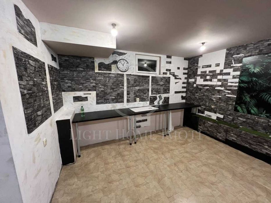 Продава се Офис в Пловдив, Кършияка - 35 кв.м за 743 €/кв.м - Снимка #2