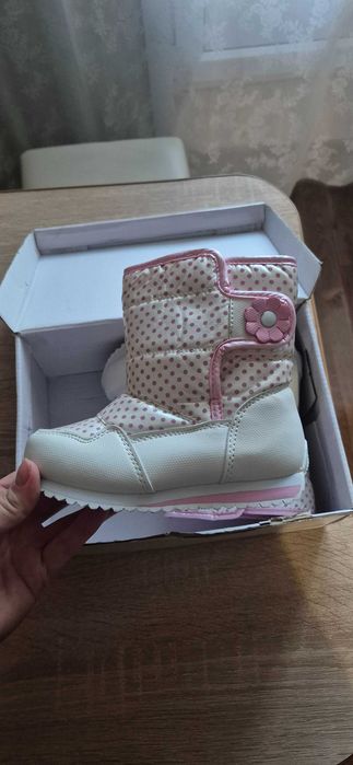 НОВЫЕ Детские зимние сапожки 27Р
