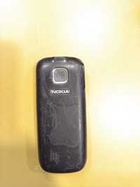 Nokia 2330c-2 и Nokia 100