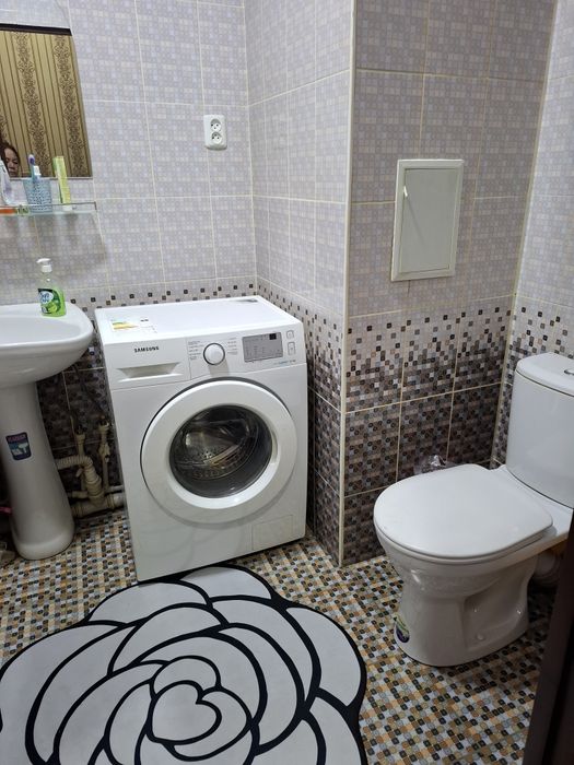 Продаётся  Своя 2 комнатная  Юнусабад 15 квартал