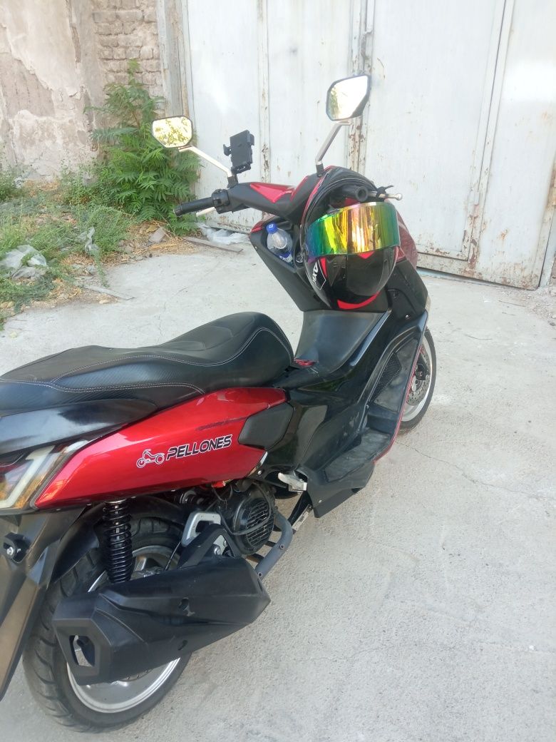 S max skuteri 150cc