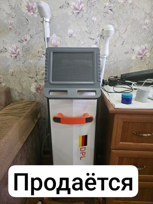 Аппарат для депиляции, пилинга и лазерное удаление татуажа