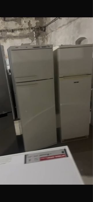 Vand mașini de spalat si frigidere