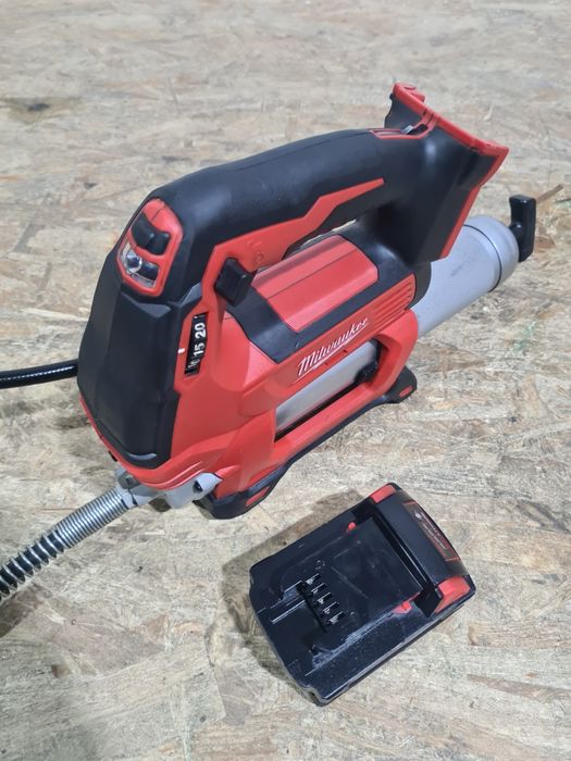 Gresor vaselina Milwaukee M18 GG