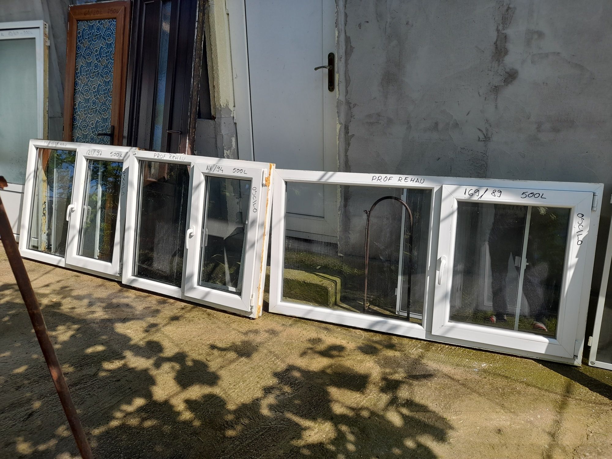 Usi  si geamuri de pvc ,intrare,baie ,pivnite,dependinte,metalice din