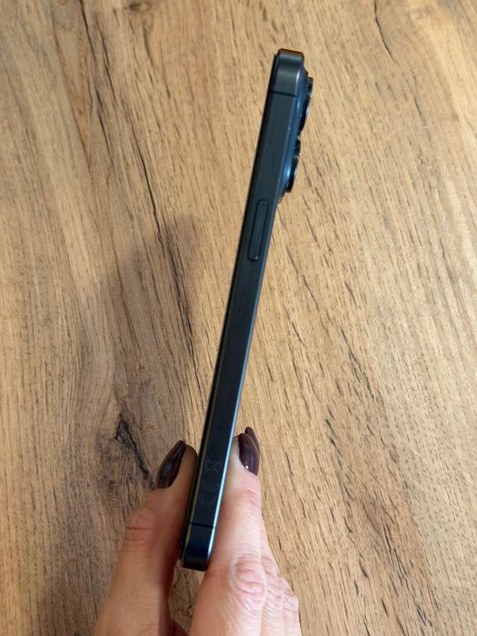 iPhone 15 Pro Max 1TB Black Titanium impecabil folie si husa premium