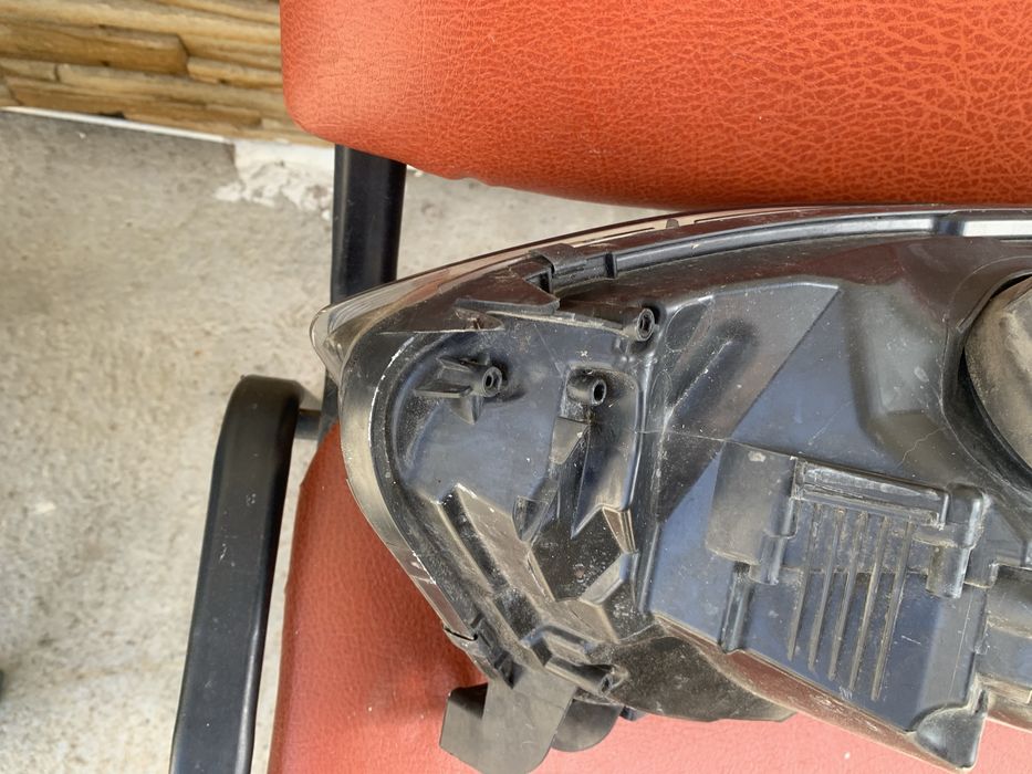 Far Renault Captur 1 partea /dreapta an 2013/2014/2015/2016/2017/2020