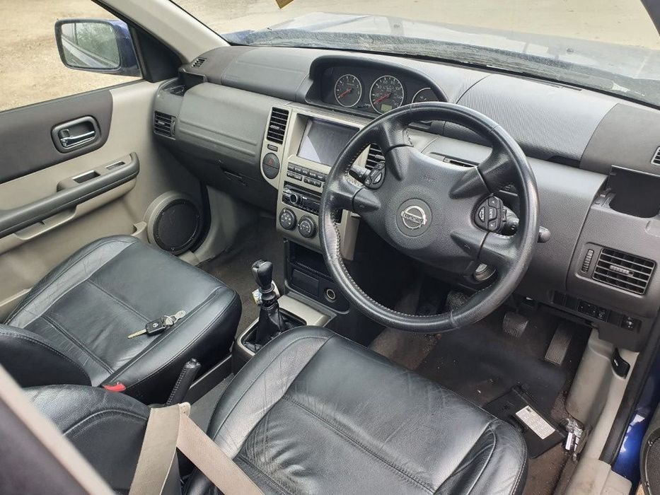 Oglinda stop tripla far praguri centura fata spate punte jug Nissan x-trail T30 motor 2.2dci dezmembrez