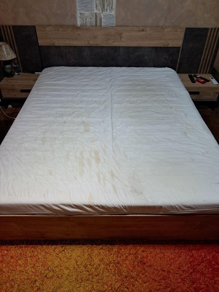 Продавам матраци 160/200