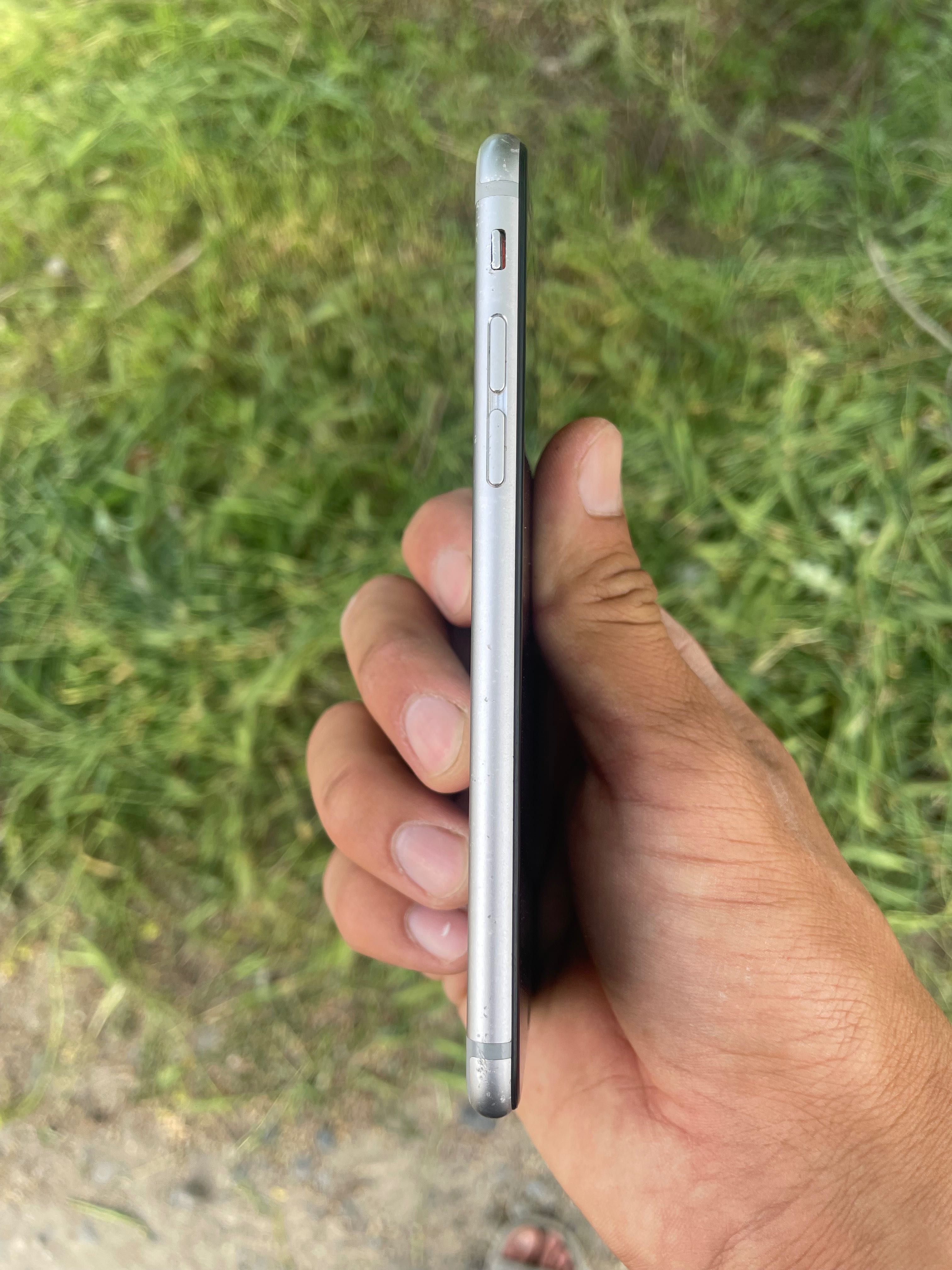 iphone 6s holati yaxshi yomks 75%