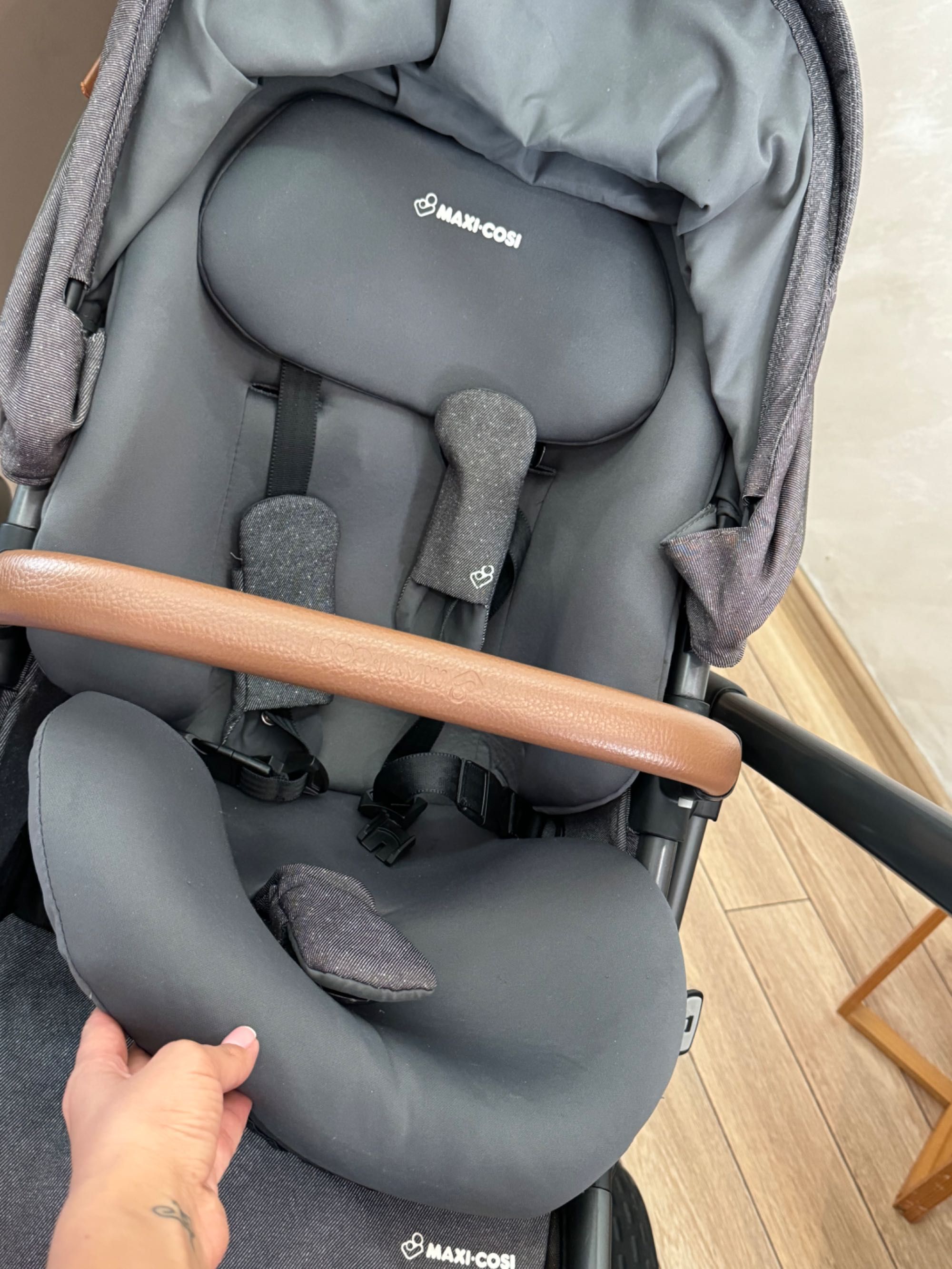 Бебешка количка Maxi cosi