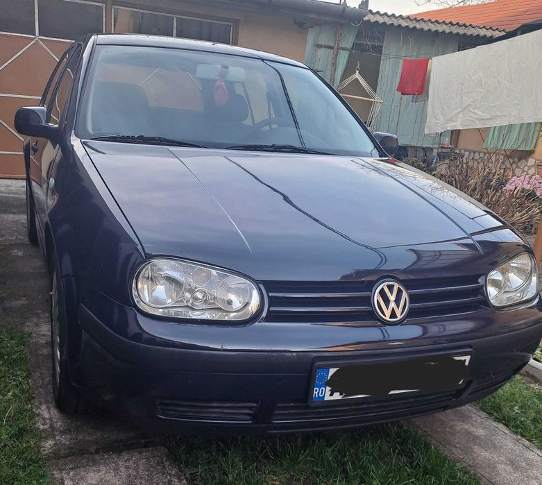 Masina volkswagen golf 4